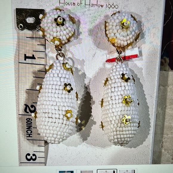 House o Harlow 1960 Beaded White & Gold Floral  Sequin Drop Earring Rare NIB - Picture 3 of 3